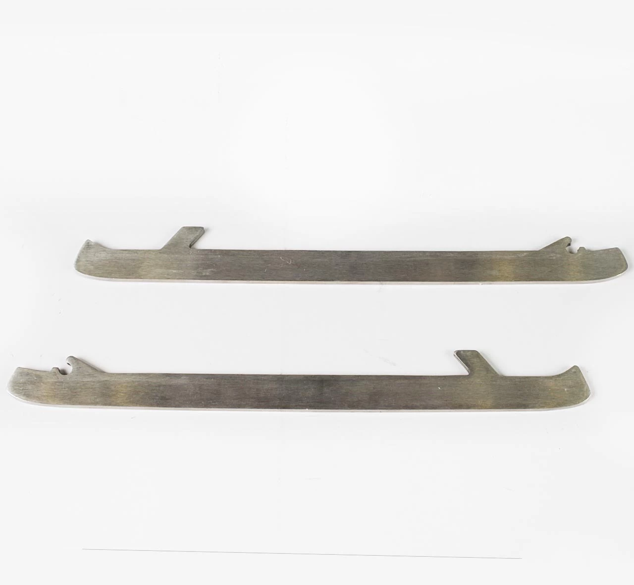 Size 10 - Unidentified Runners 1 Size 10 - Unidentified Runners