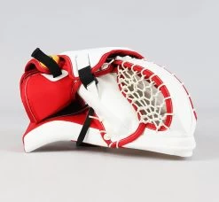 Regular - CCM Extreme Flex 5 White Glove - Jacob Markstrom Calgary Flames #4 5 Regular - CCM Extreme Flex 5 White Glove - Jacob Markstrom Calgary Flames #4 -Professional Hockey Equipment Store 1886 14 0004 c 70802.1651663261.1280.1280