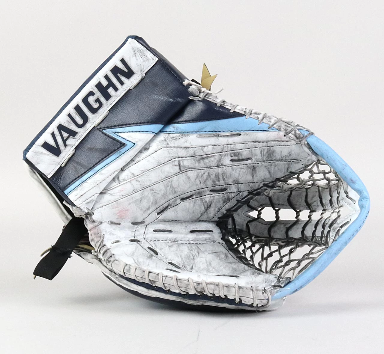 Regular - Vaughn Velocity V9 Navy Blue Glove - Devin Cooley Nashville Predators #5 1 Regular - Vaughn Velocity V9 Navy Blue Glove - Devin Cooley Nashville Predators #5